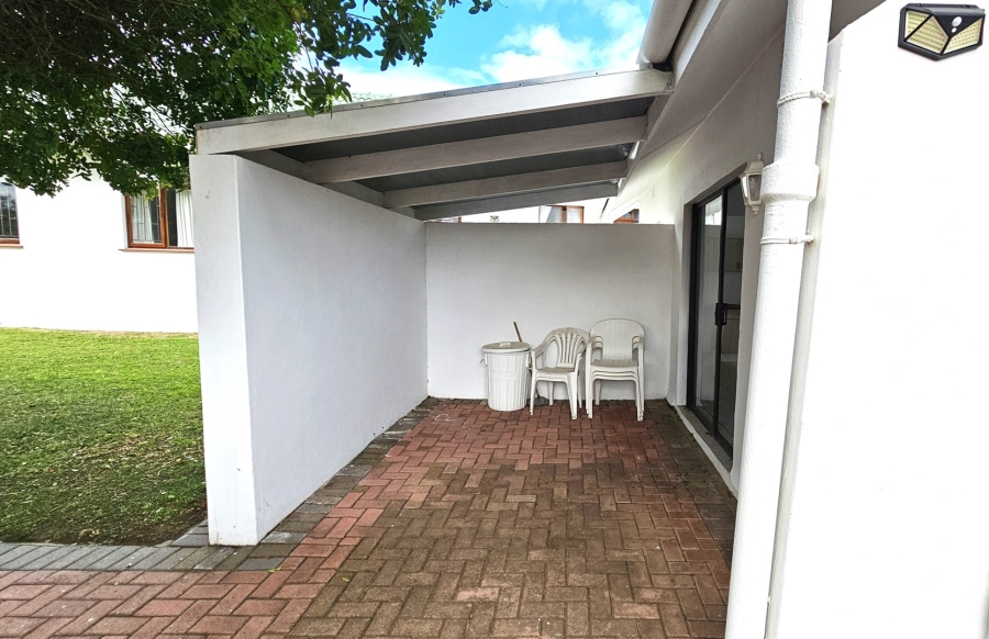 4 Bedroom Property for Sale in Bayview Western Cape